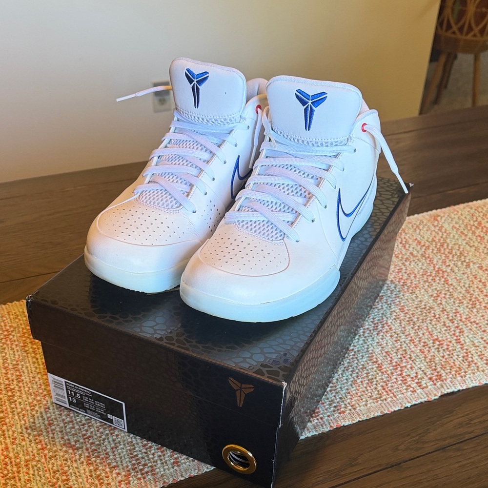 Kobe IV PROTRO White to Red